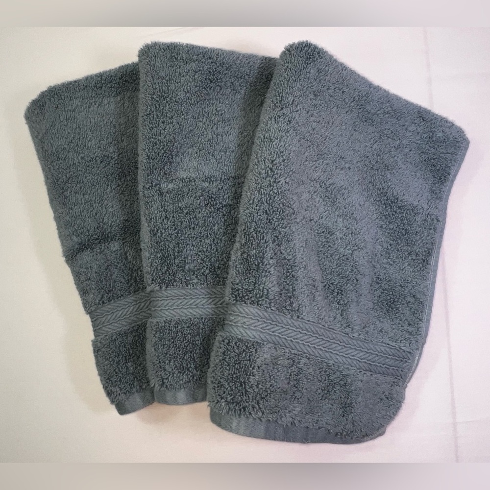 Amazon Basics Set of 3 Blue/Green 16x26 Hand Towels